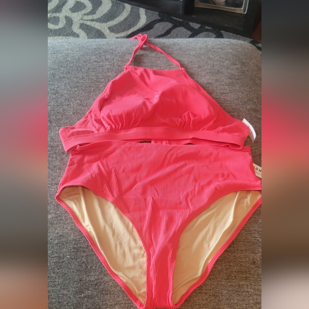 Brand new old navy bikini bottoms 2xl top xxl
